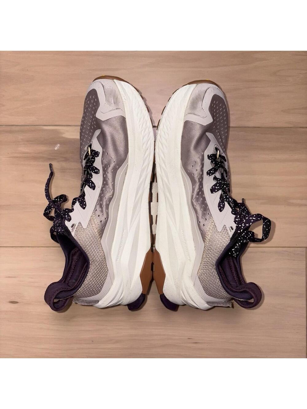 Altra Women's Olympus 6 Trail Running Hiking Shoe. Excellent Condition. - Picture 2 of 9